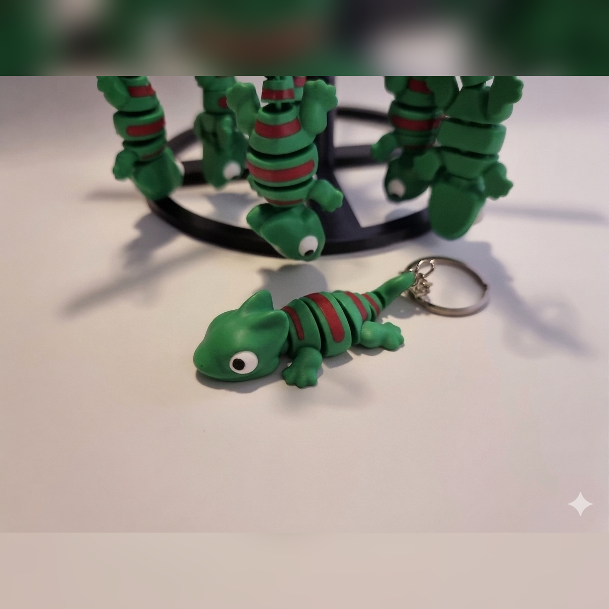 Flexi Chameleon Keychain